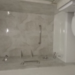 Tub / Walls