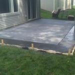 Patio with boarder