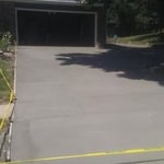 Driveway with sideparking