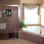 Onyx Shower and Tub surround In Richmond, Ky.