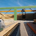 Setting main support beam
