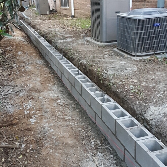 Block retaining wall