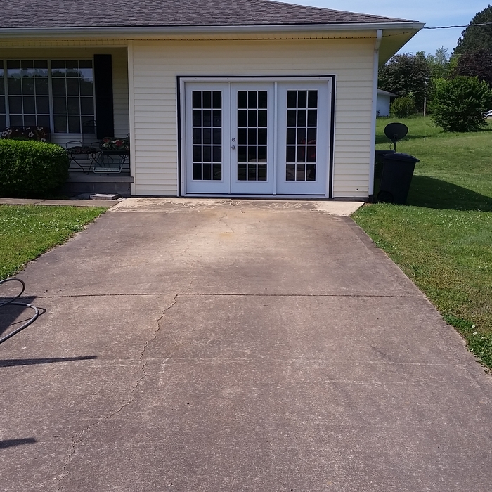 Concrete Driveway in Paris, TN