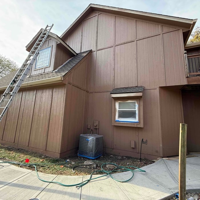 Full home exterior paint