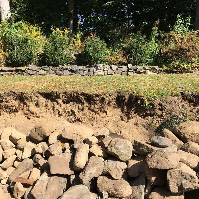 Stone wall 