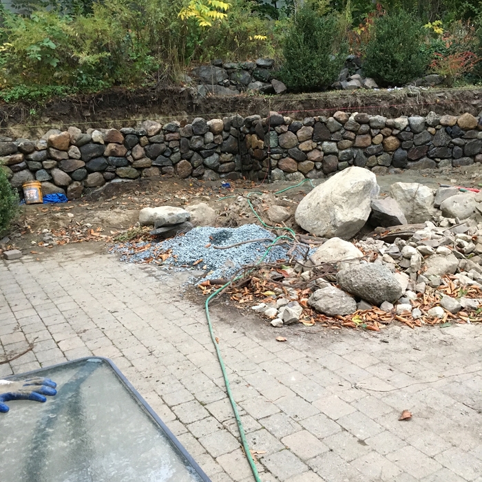 Rebuild a stone wall 