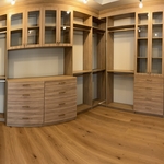 DRIFT WALK IN CLOSET