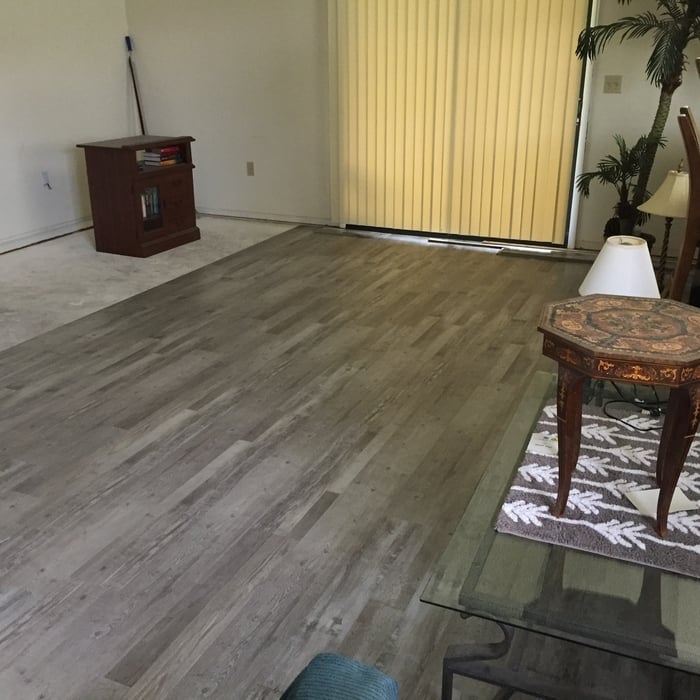 Vinyl plank