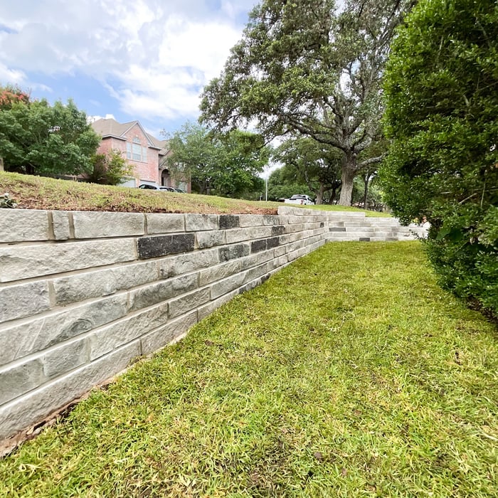 Chopped stone retaining wall