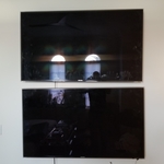 2 TVs same wall
