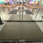 Apple Store Pavement