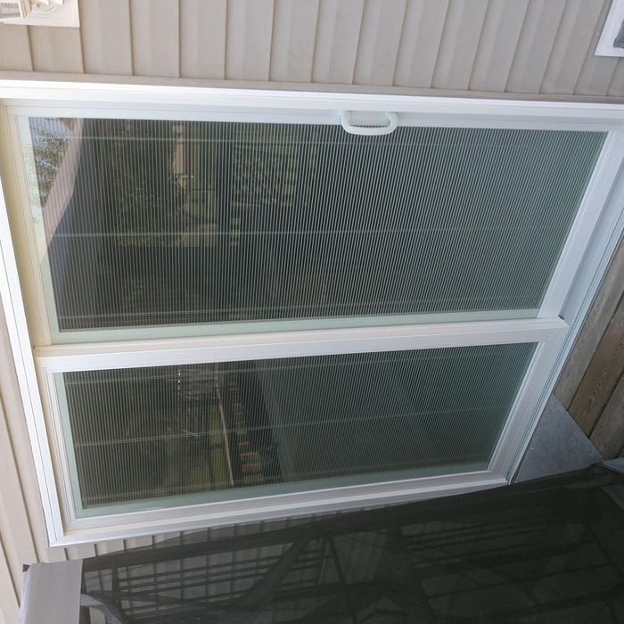 Sliding door