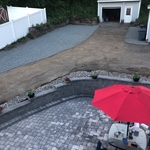 Patio with retaining wall
