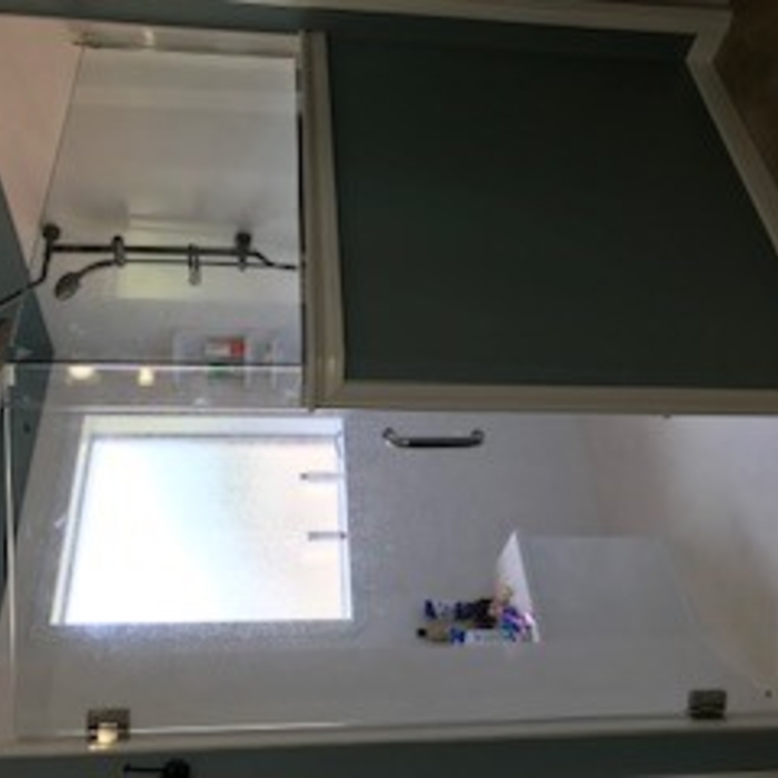 demo new shower glass painting