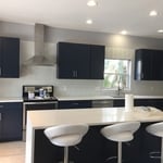 Backsplash white glass