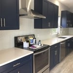 Backsplash white glass