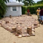 2000 sq ft driveway in Ft Myers