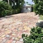 2000 sq ft driveway in Ft Myers