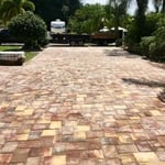 2000 sq ft driveway in Ft Myers