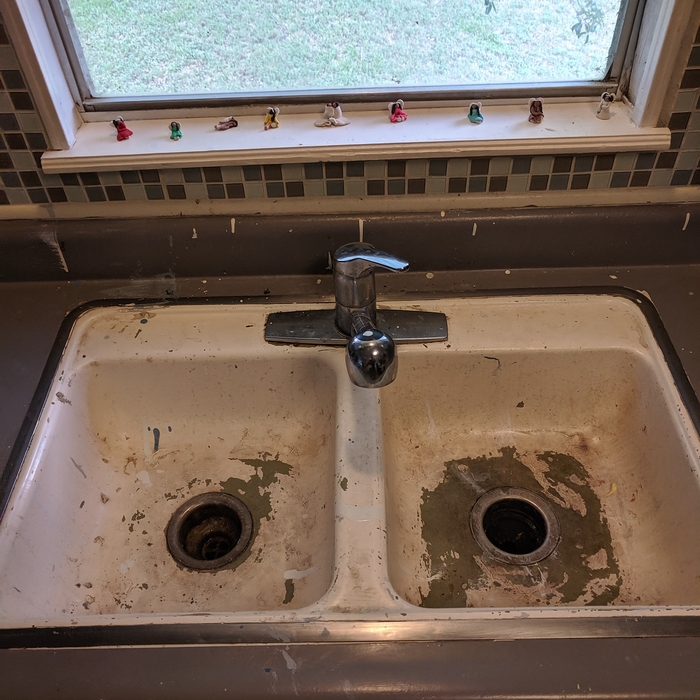 Kitchen sink