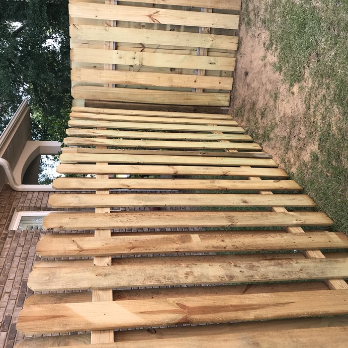 4’ Gate