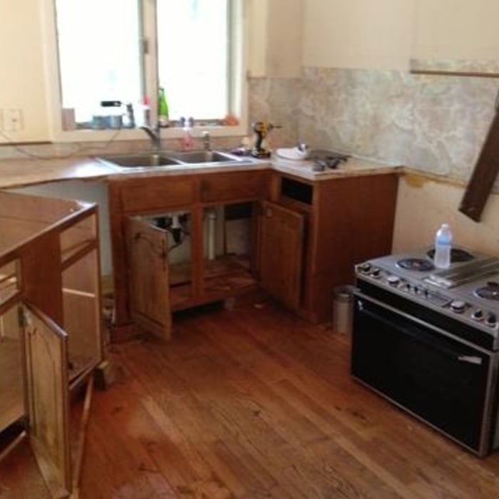 Custom cabnet remodeling