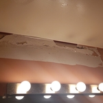 Bathroom border removal