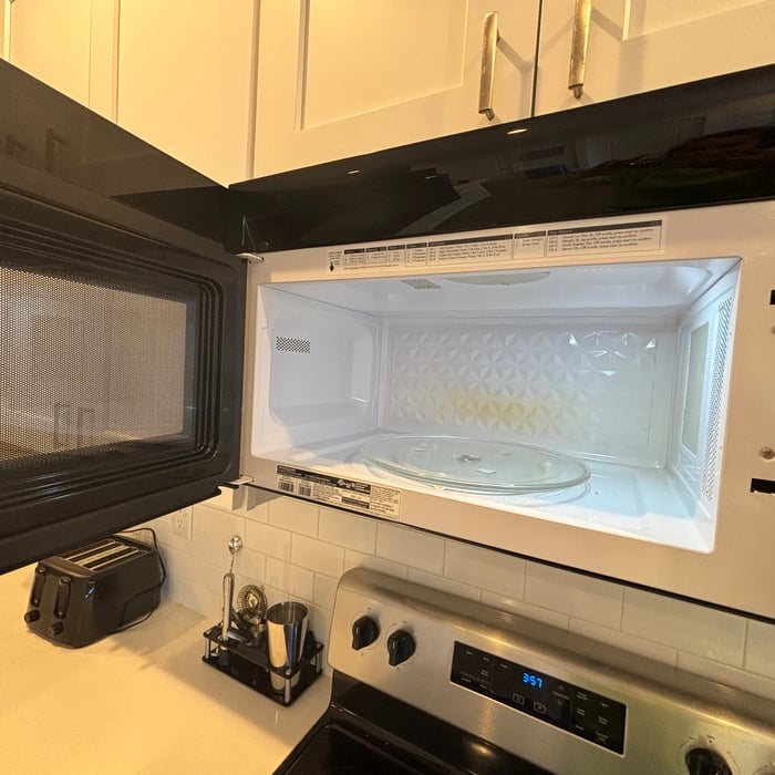 Vacation rental microwave