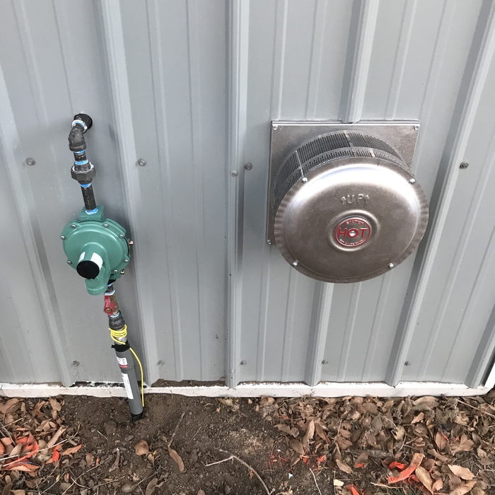 Exterior vent for wall hung furnace