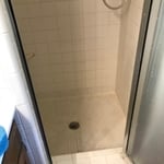 Shower cleaning and resto