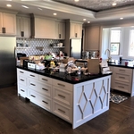 Kitchen with White Lacquer Finish