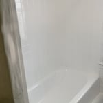 3 wall surround and tub glaze
