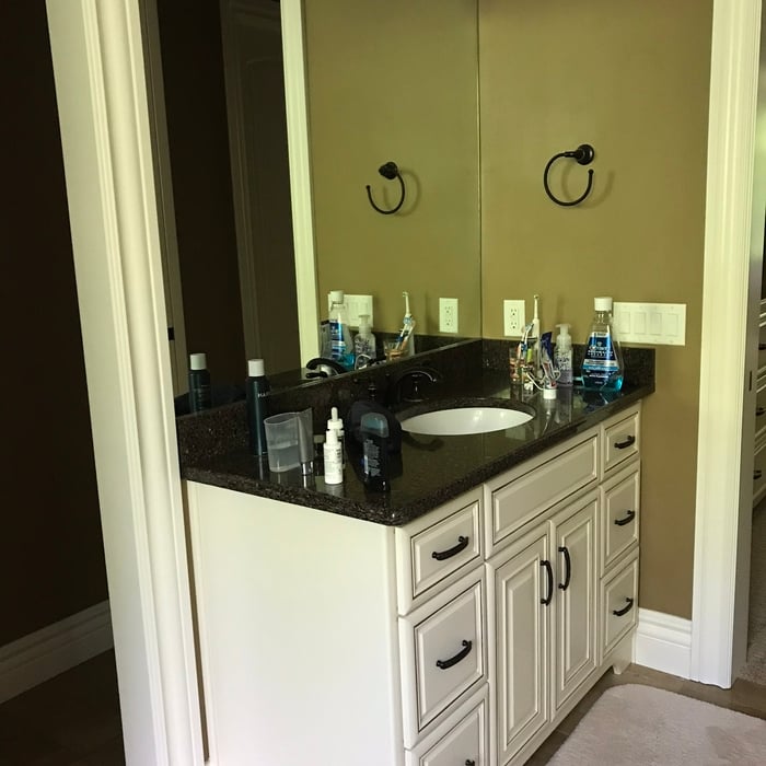 Master bedroom - bathroom side mirror 2