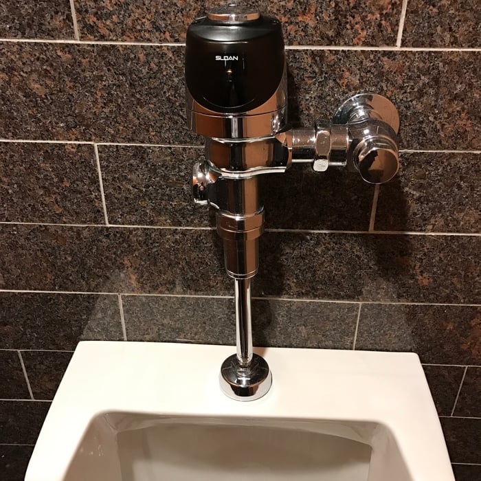 Urinal