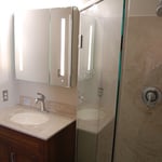 Med cabinet with lighting