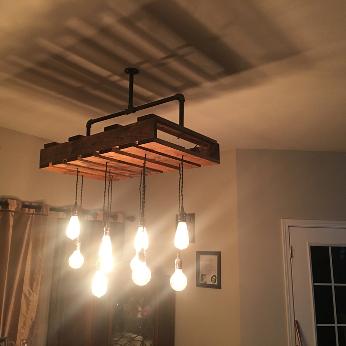 Black iron / pallet light