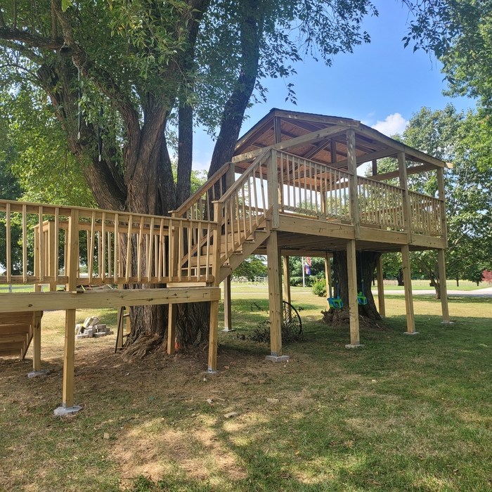 Tree house