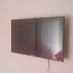 24 inch TV Hang in kids room